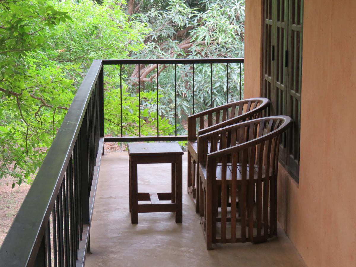 Isiwara Paura Bugged Apartment Sigiriya Exterior foto